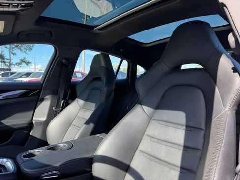 Used 2023 Porsche Panamera 4 w/ Premium Package AWD/4WD image 12