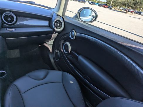 Used 2012 MINI Cooper Clubman S image 19