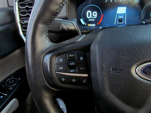 Used 2024 Ford Ranger Lariat w/ Trailer Tow Package image 27