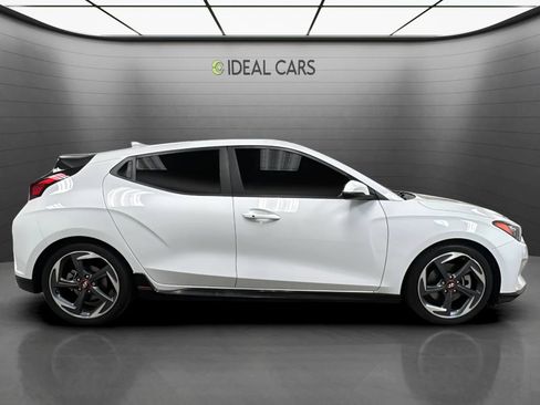 Used 2020 Hyundai Veloster Turbo FWD image 4