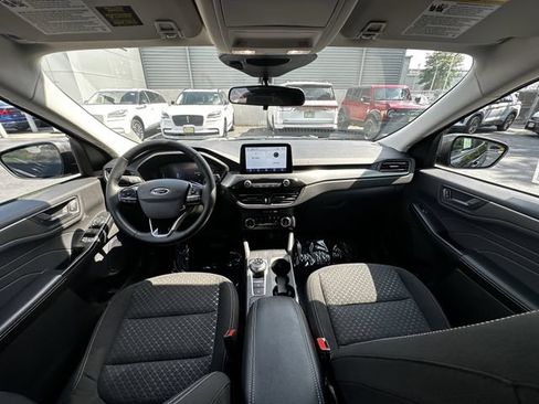 Used 2024 Ford Escape Active AWD/4WD image 16