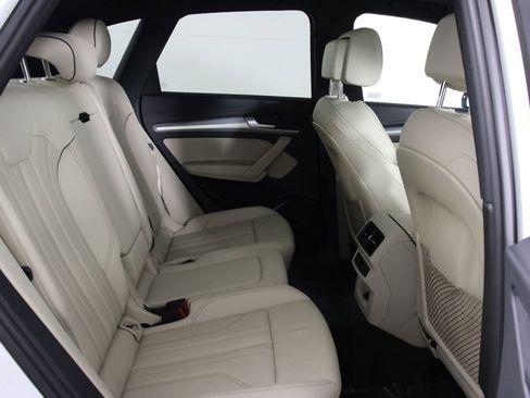 Used 2025 Audi Q5 2.0T Premium AWD/4WD image 30