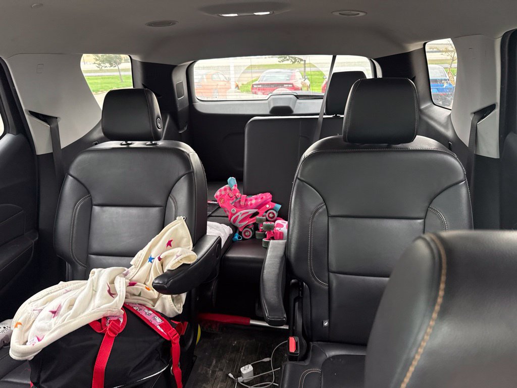 Used 2018 Chevrolet Traverse LT w/ LPO, Floor Liner Package AWD/4WD image 12