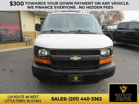 Used 2015 Chevrolet Express 2500 LS image 4