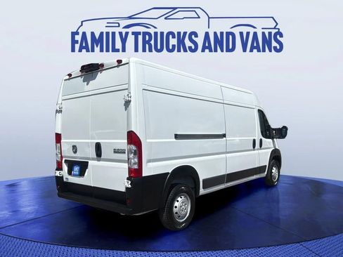 Used 2023 RAM ProMaster 2500 FWD image 5
