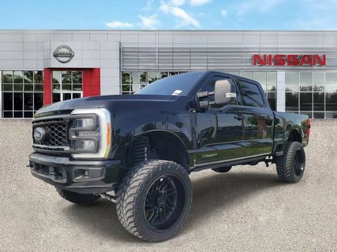 Used 2023 Ford F250 XLT w/ XLT Premium Package AWD/4WD image 5