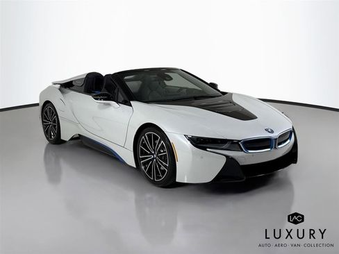 Used 2019 BMW i8 Roadster AWD/4WD image 3