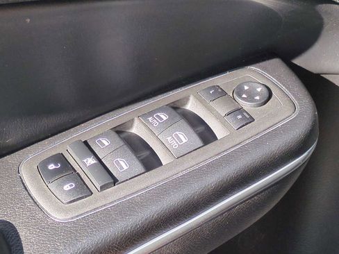 Used 2022 Chrysler 300 S RWD image 24