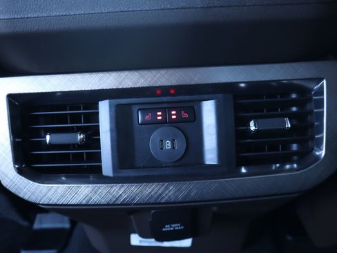 New 2026 Ford F350 King Ranch w/ FX4 Off-Road Package image 11