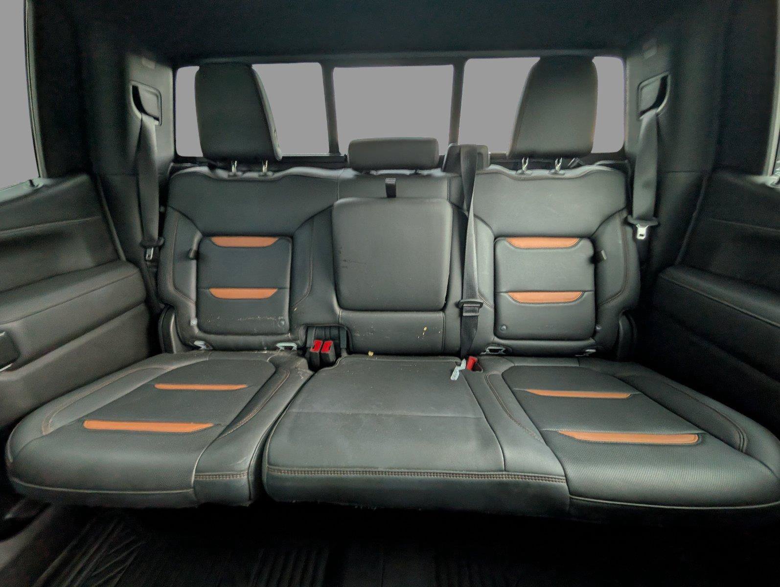 Used 2020 GMC Sierra 1500 AT4 w/ AT4 Premium Package AWD/4WD image 14