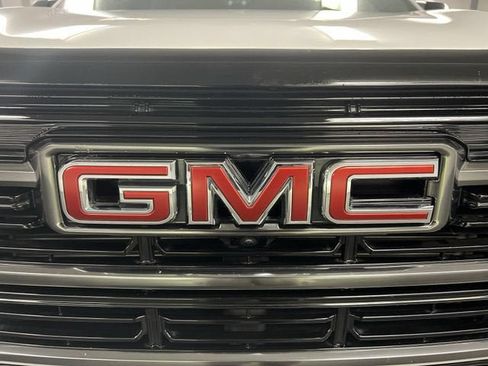 Certified 2026 GMC Terrain AT4 w/ Technology Package II AWD/4WD image 31