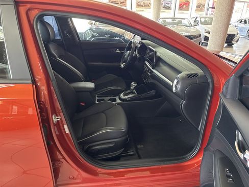 Used 2023 Kia Forte GT-Line w/ GT-Line Premium Package FWD image 27