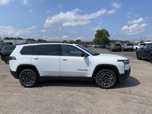 New 2026 Jeep Cherokee Limited AWD/4WD image 2
