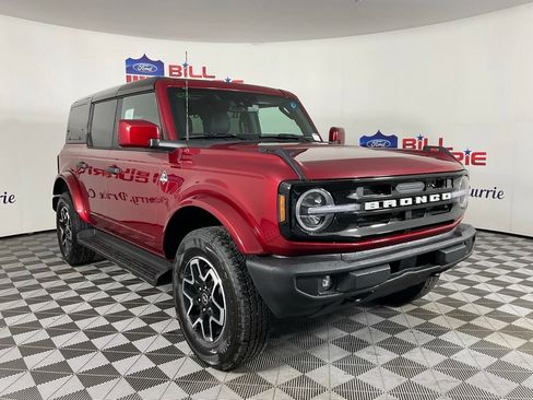 New 2026 Ford Bronco Outer Banks AWD/4WD image 1