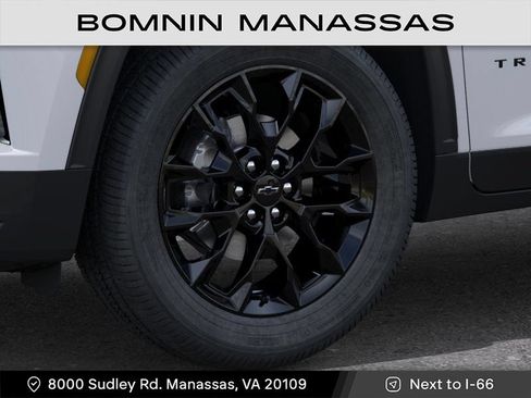 New 2026 Chevrolet Traverse LT w/ Midnight/Sport Edition AWD/4WD image 9