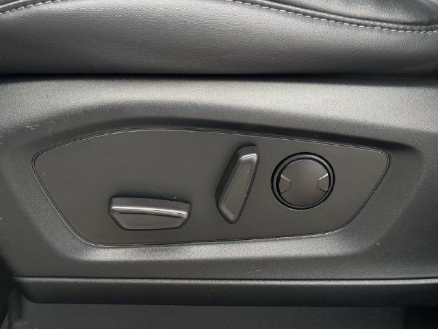 Used 2022 Ford Explorer XLT w/ Equipment Group 202A RWD image 28