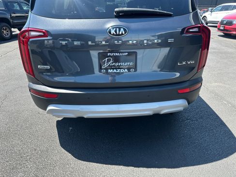 Used 2020 Kia Telluride LX AWD/4WD image 23