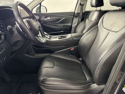 Used 2021 Hyundai Santa Fe SEL w/ Convenience + Premium Package AWD/4WD image 4