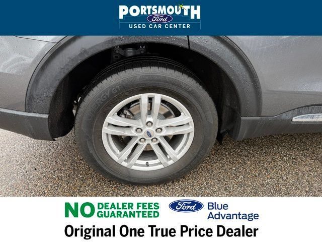 Used 2022 Ford Explorer XLT w/ Equipment Group 202A AWD/4WD image 39