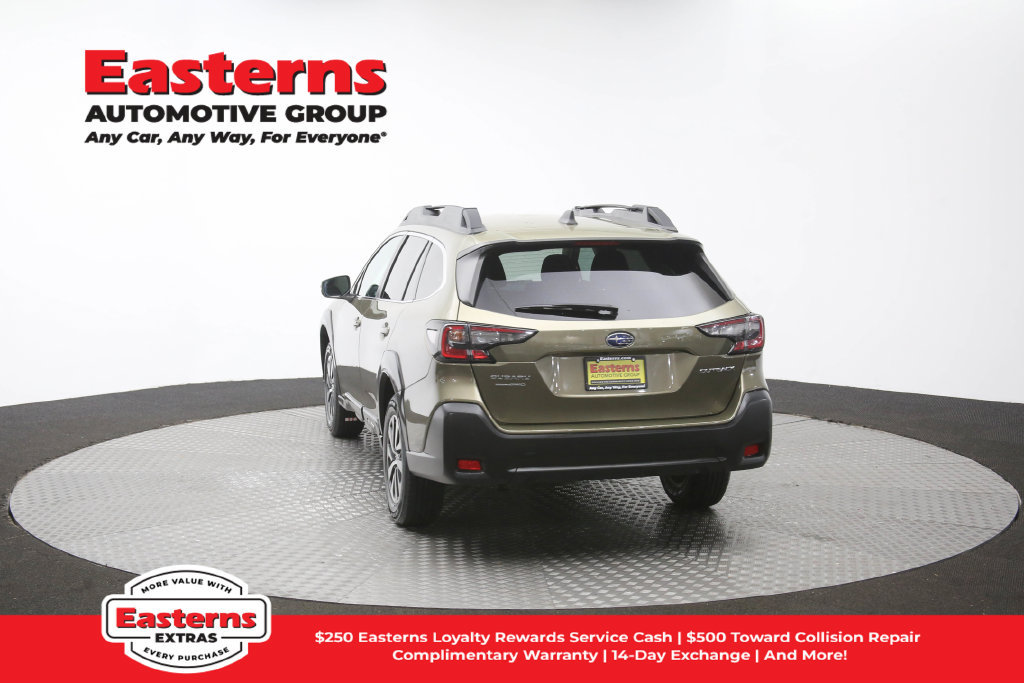 Used 2024 Subaru Outback Premium AWD/4WD image 61