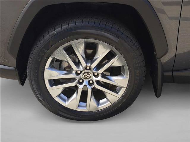 Used 2023 Toyota RAV4 XLE Premium FWD image 23