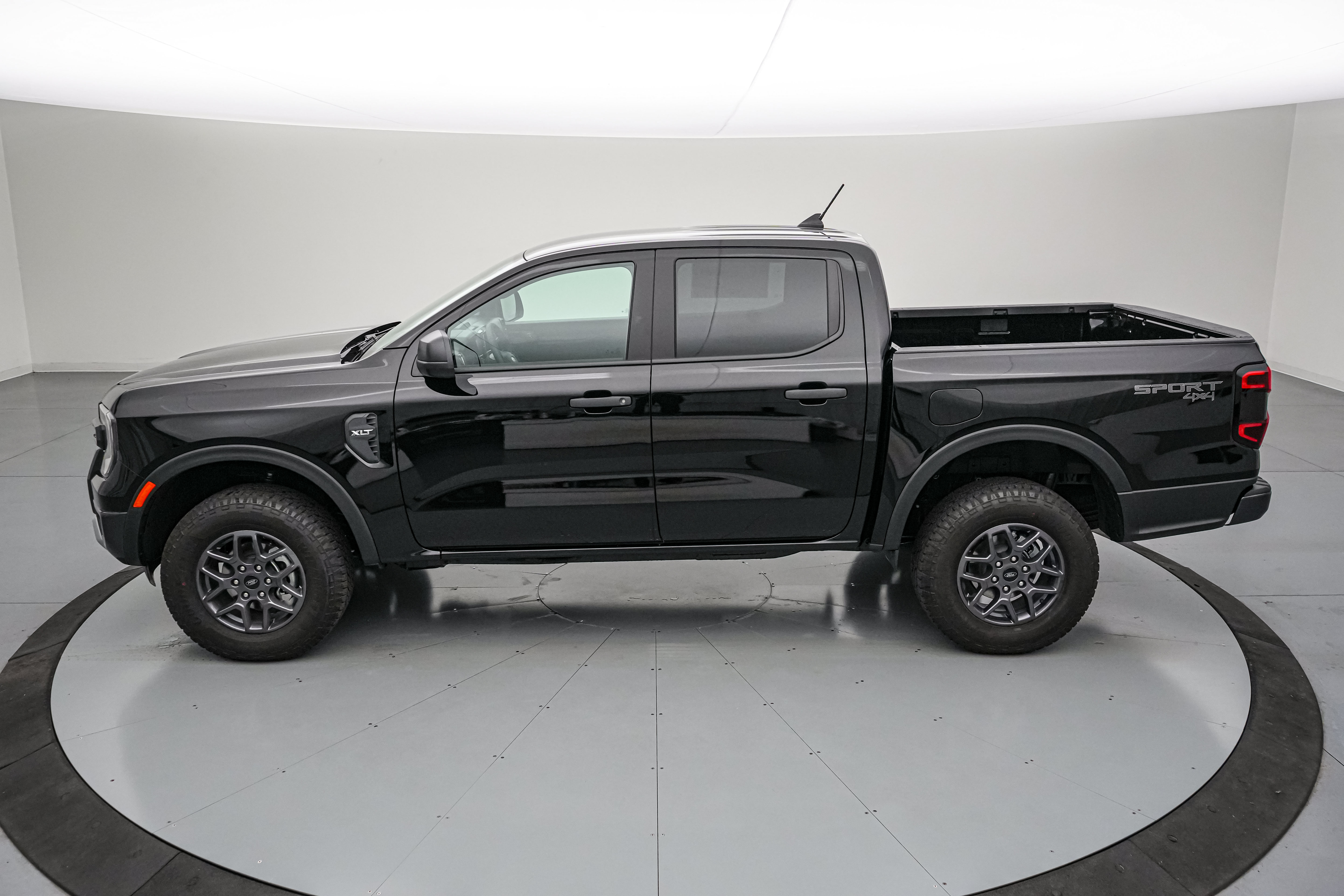 New 2026 Ford Ranger XLT AWD/4WD image 8