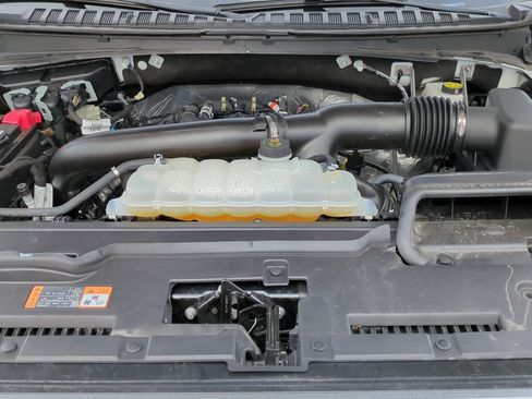 Used 2025 Lincoln Navigator Reserve AWD/4WD image 34