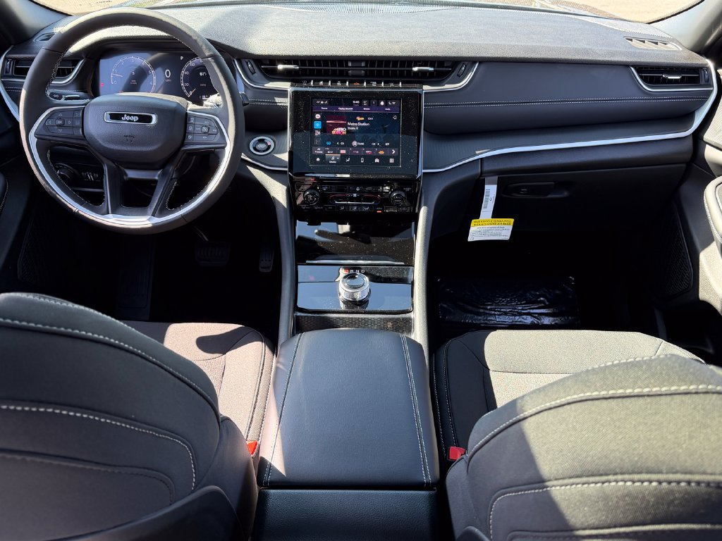 New 2026 Jeep Grand Cherokee Laredo X AWD/4WD image 17