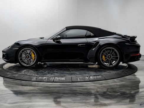 Used 2022 Porsche 911 Turbo S image 8