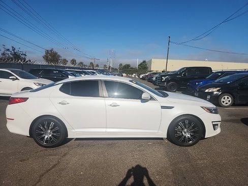 Used 2015 Kia Optima EX FWD image 17