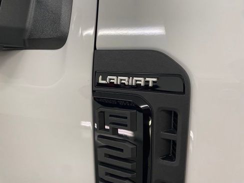 New 2025 Ford F250 Lariat w/ Lariat Ultimate Package image 6