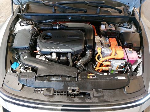 Certified 2025 Hyundai Sonata SEL FWD image 32
