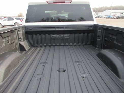 New 2026 GMC Sierra 2500 SLE image 6