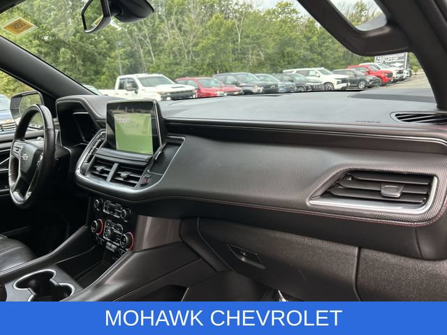 Certified 2022 Chevrolet Suburban RST w/ Luxury Package AWD/4WD image 30