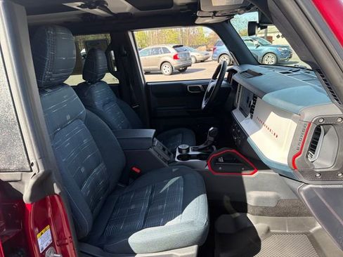 Used 2025 Ford Bronco Heritage Edition AWD/4WD image 30