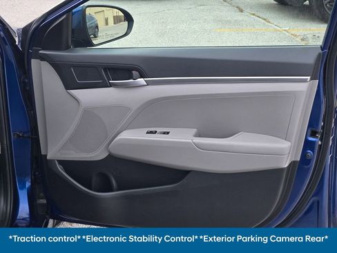 Used 2019 Hyundai Elantra SE image 7