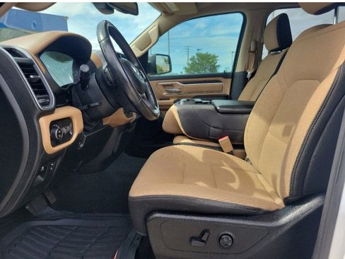 Used 2019 RAM 1500 Big Horn image 18