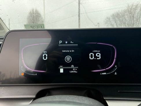 Used 2023 Kia Sportage EX image 12