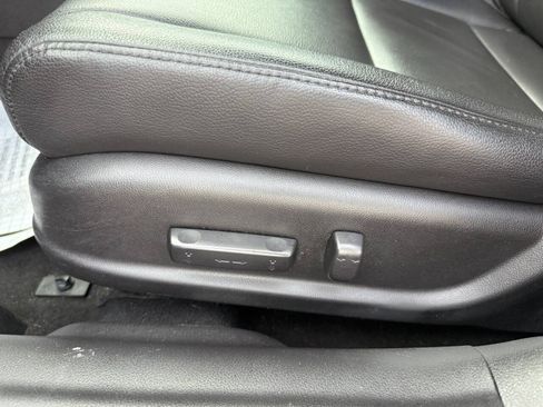 Used 2017 Acura ILX FWD image 14