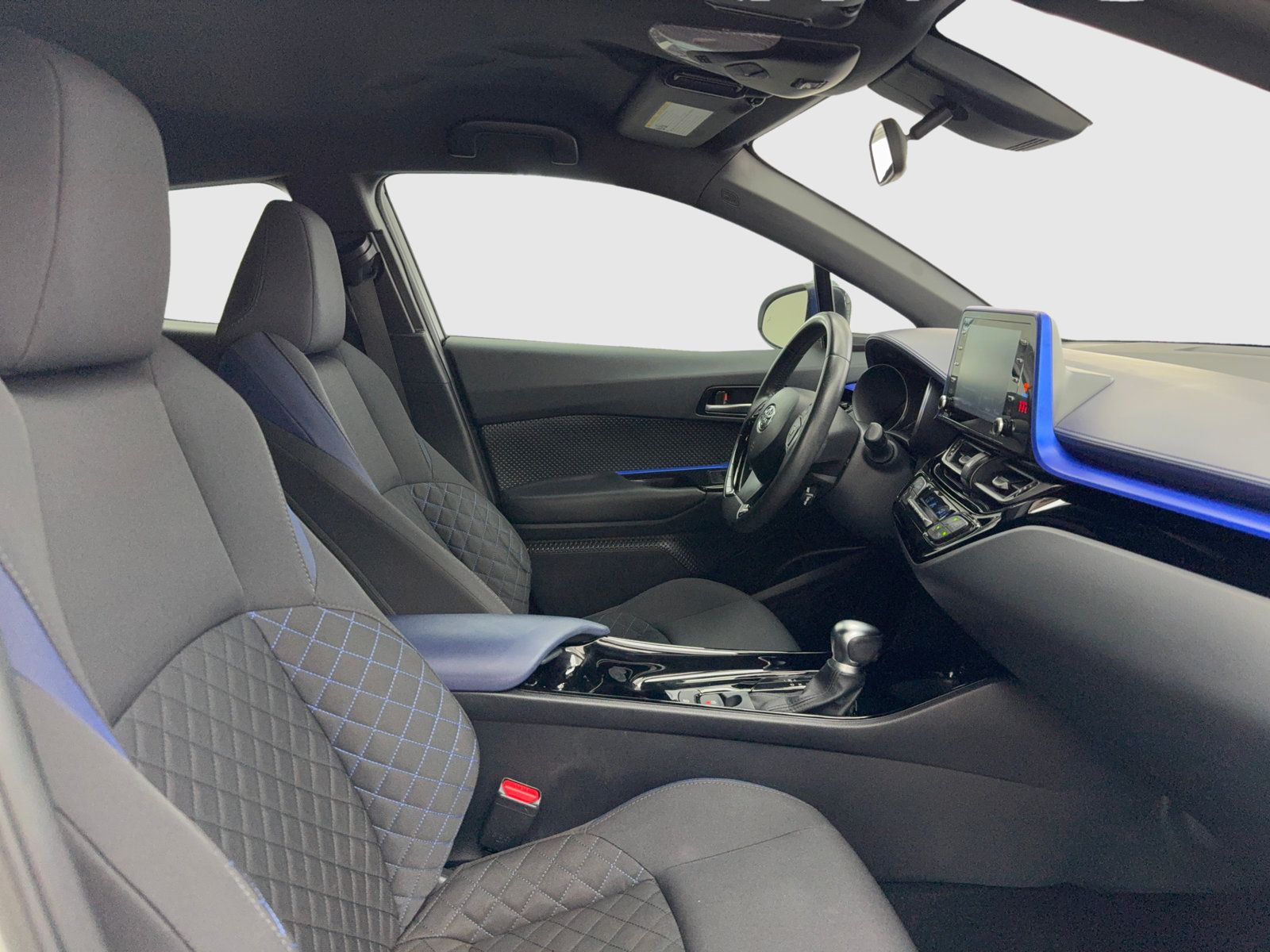 Used 2020 Toyota C-HR XLE FWD image 40