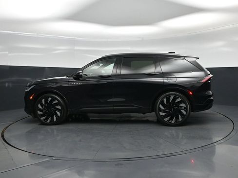 Used 2024 Lincoln Nautilus Reserve w/ Equipment Group 202A AWD/4WD image 24