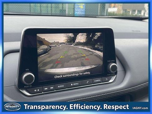 Used 2024 Nissan Rogue SV w/ SV Premium Package image 29