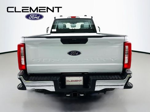New 2026 Ford F250 XL w/ XL Chrome Package AWD/4WD image 7