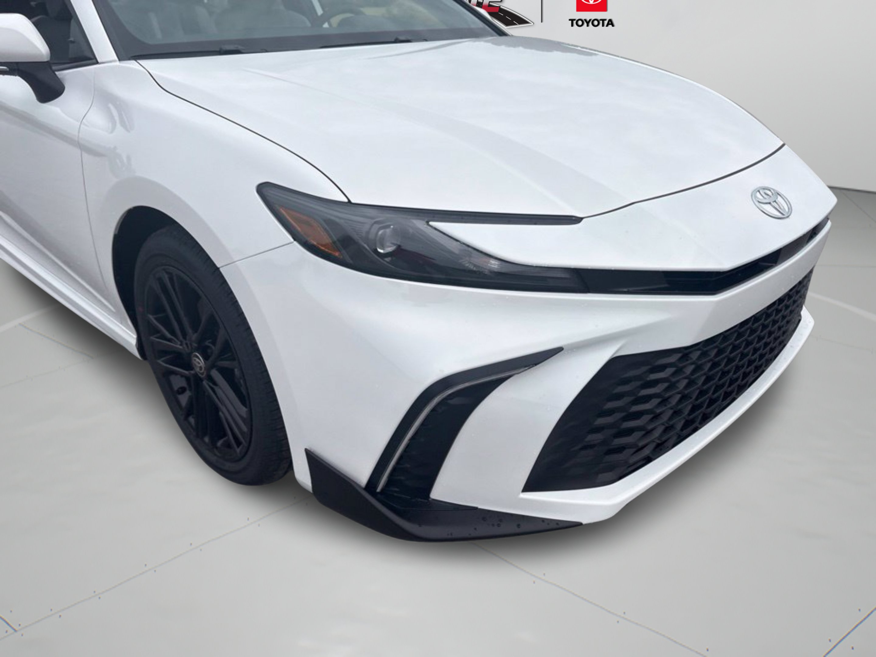 New 2026 Toyota Camry SE FWD image 23