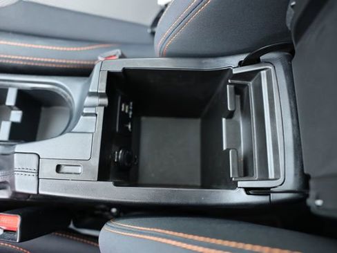 Used 2019 Subaru Crosstrek 2.0i Premium AWD/4WD image 33