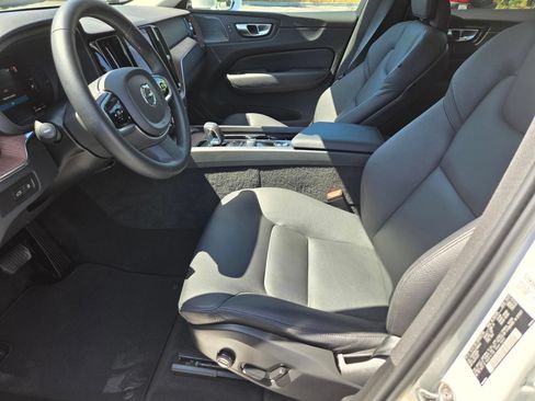 Certified 2023 Volvo XC60 T8 Plus AWD/4WD image 15