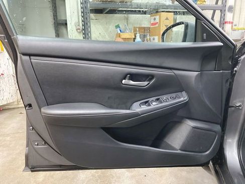 Used 2024 Nissan Sentra SV image 21