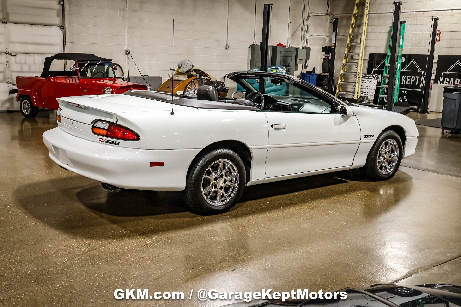 Used 2002 Chevrolet Camaro Z28 RWD image 24