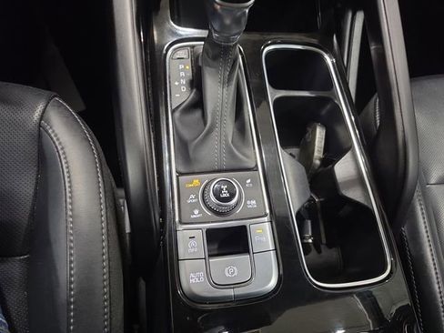 Used 2025 Kia Telluride S AWD/4WD image 16