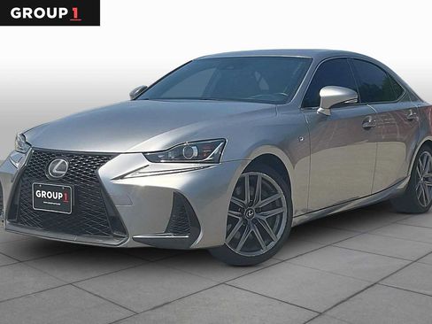 Used 2017 Lexus IS 200t F Sport w/ F Sport Package RWD image 1